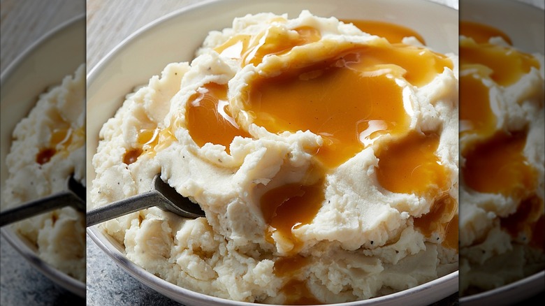 Boston Market mashed potatoes