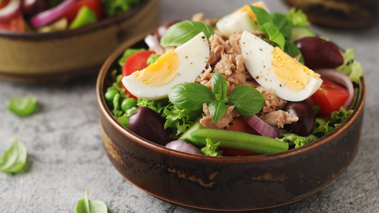 Bowl of Salad Nicoise