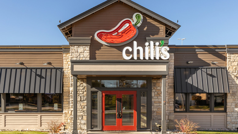 Front view of Chili's storefront during the day