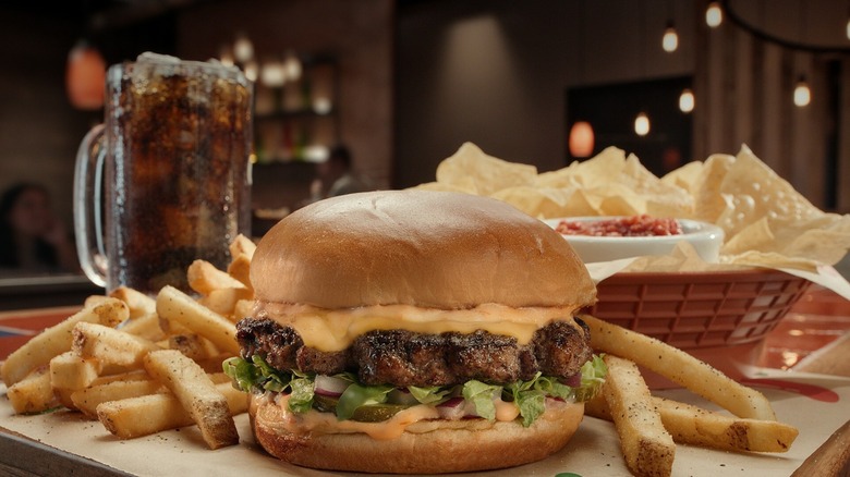 chili's big smasher burger