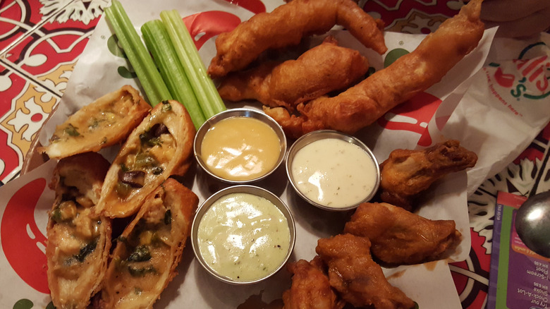 Chili's triple dipper appetizer