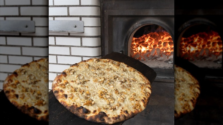 A white clam pie from Frank Pepe Pizza.