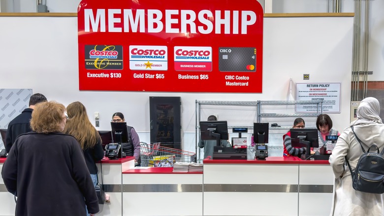 Costco membership and return counter