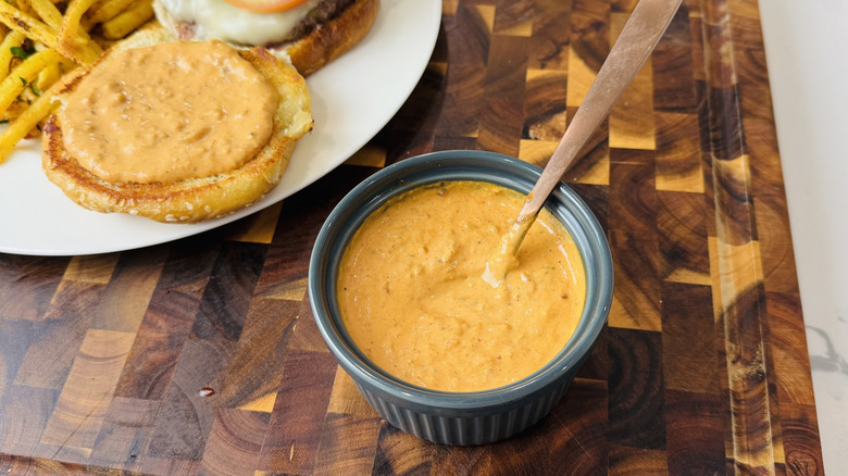3-ingredient burger sauce in a ramekin