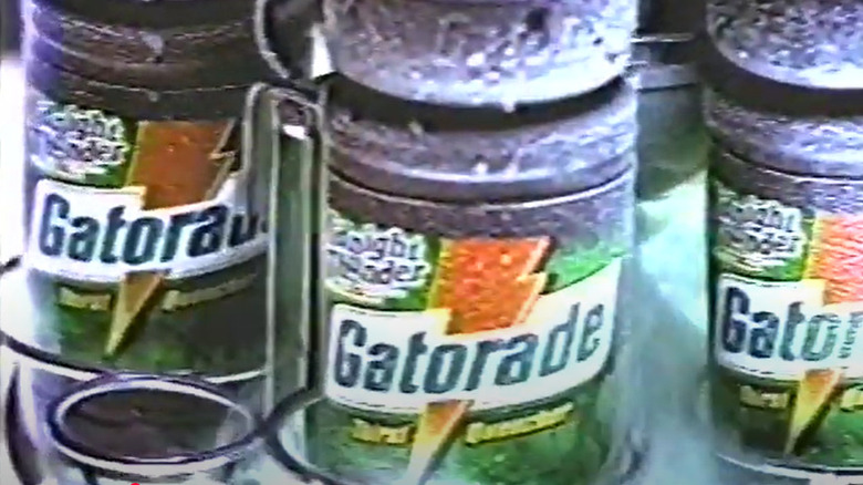 Screenshot of a 1998 Gatorade Midnight Thunder Commercial