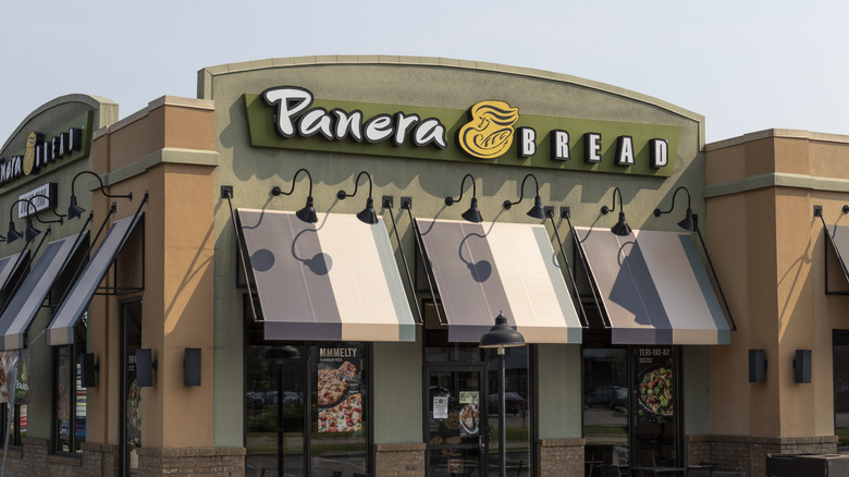 Panera Bread exterior