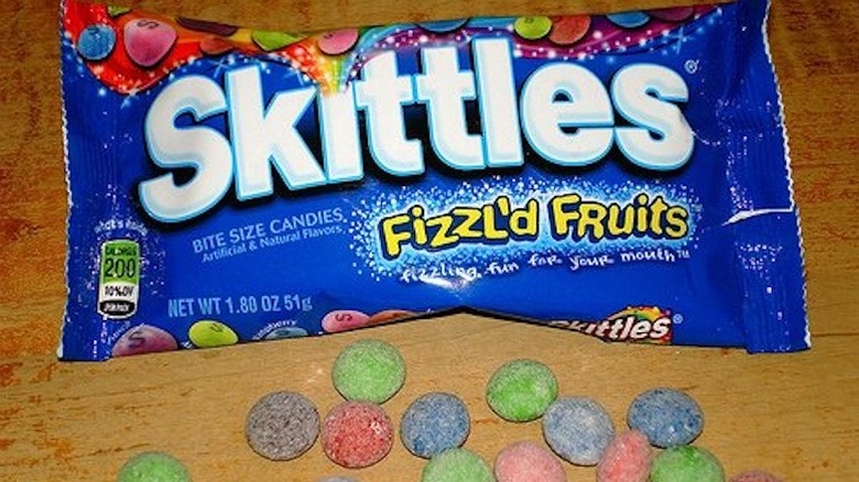 Skittles Fizzl'd Fruits with bag