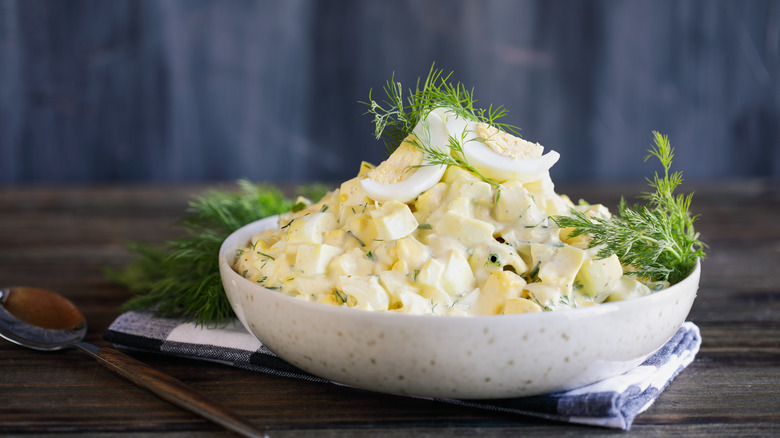 egg salad in bowl