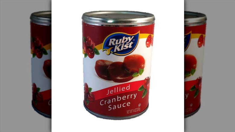 can of Ruby Kist Jellied Cranberry Sauce