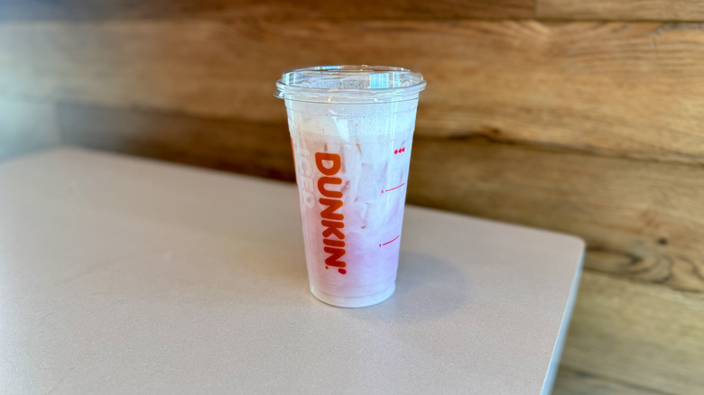 Heart Eyes Daydream Refresher on a table