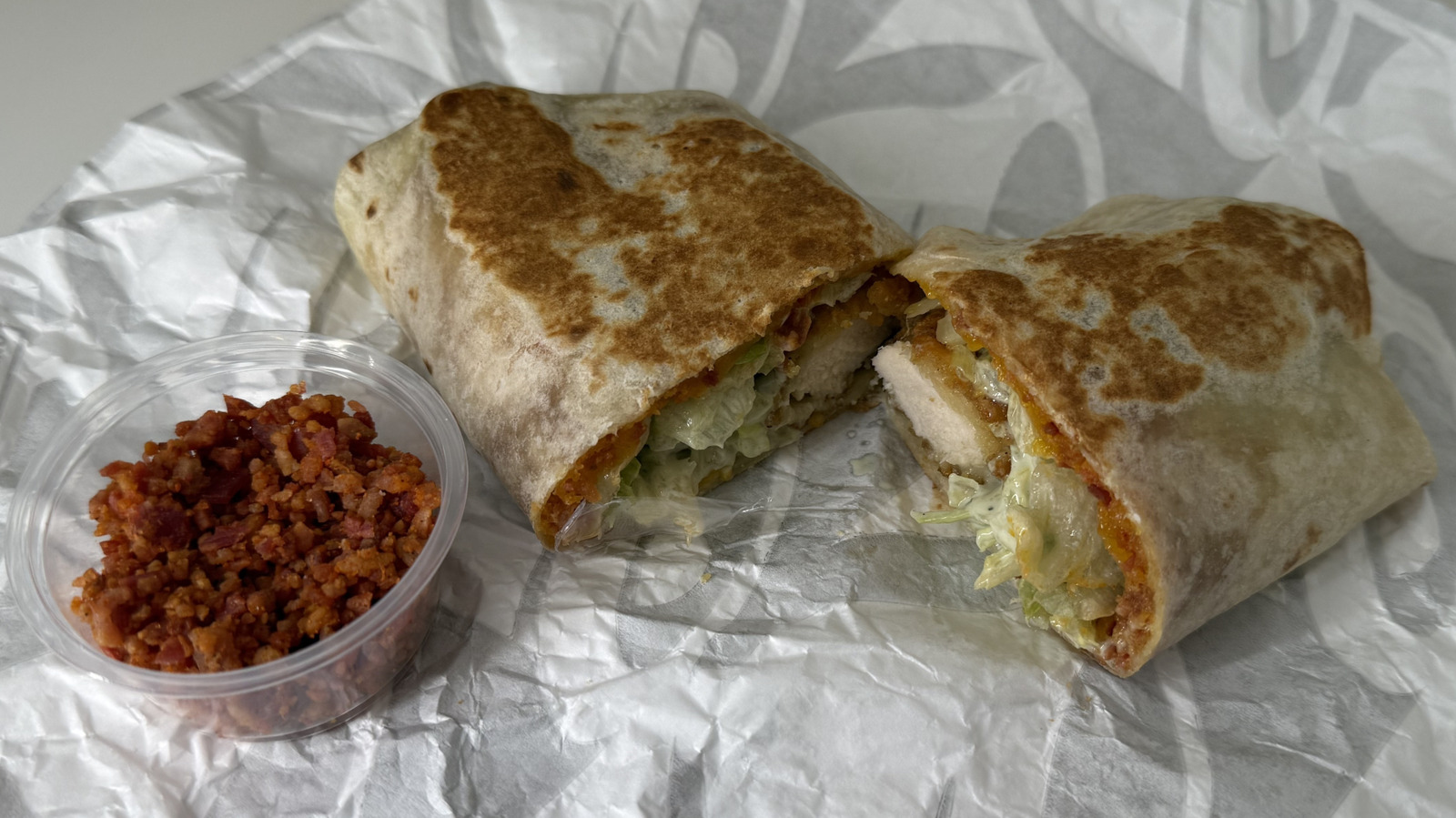 Even Taco Bell Knows Bacon Makes Everything Better: Crispy Chicken Chipotle Bacon Melt Burrito Review