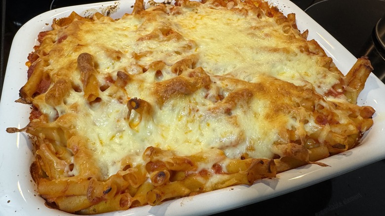 Baked ziti with cheese