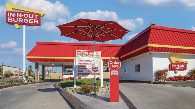 In 'N Out Drive-Thru