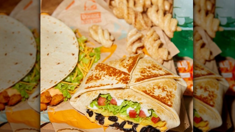 Taco Bell vegetarian crunch wrap and soft taco with cinnamon twists