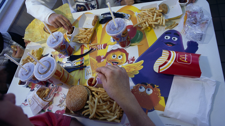 Spread of food from McDonald's in the 1990s