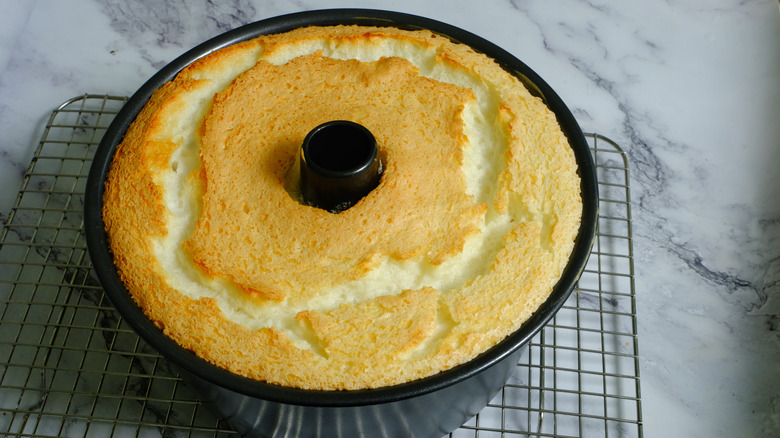 angel food cake in pan