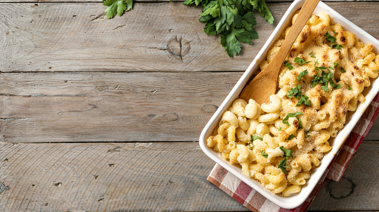 mac and cheese in casserole dish