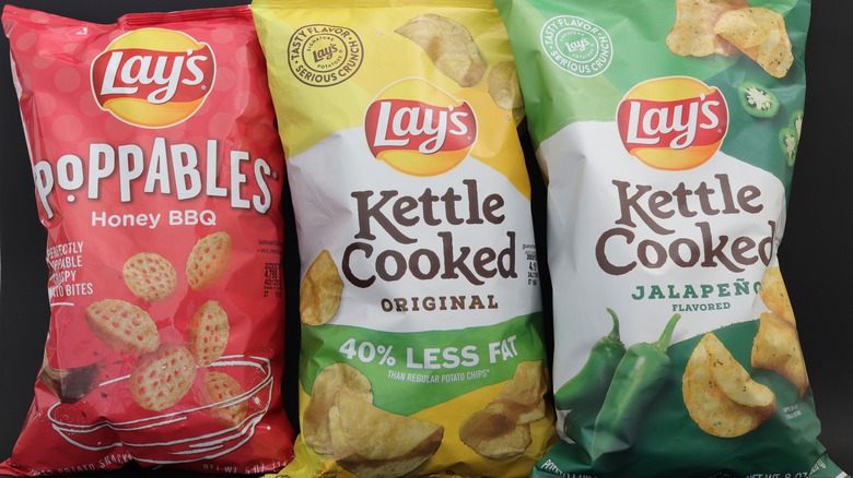 Packets of Lay's kettle cooked chips