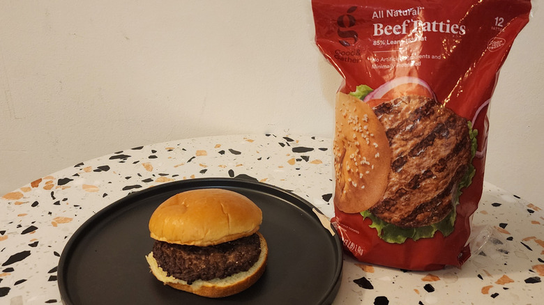 Hamburger with packaging