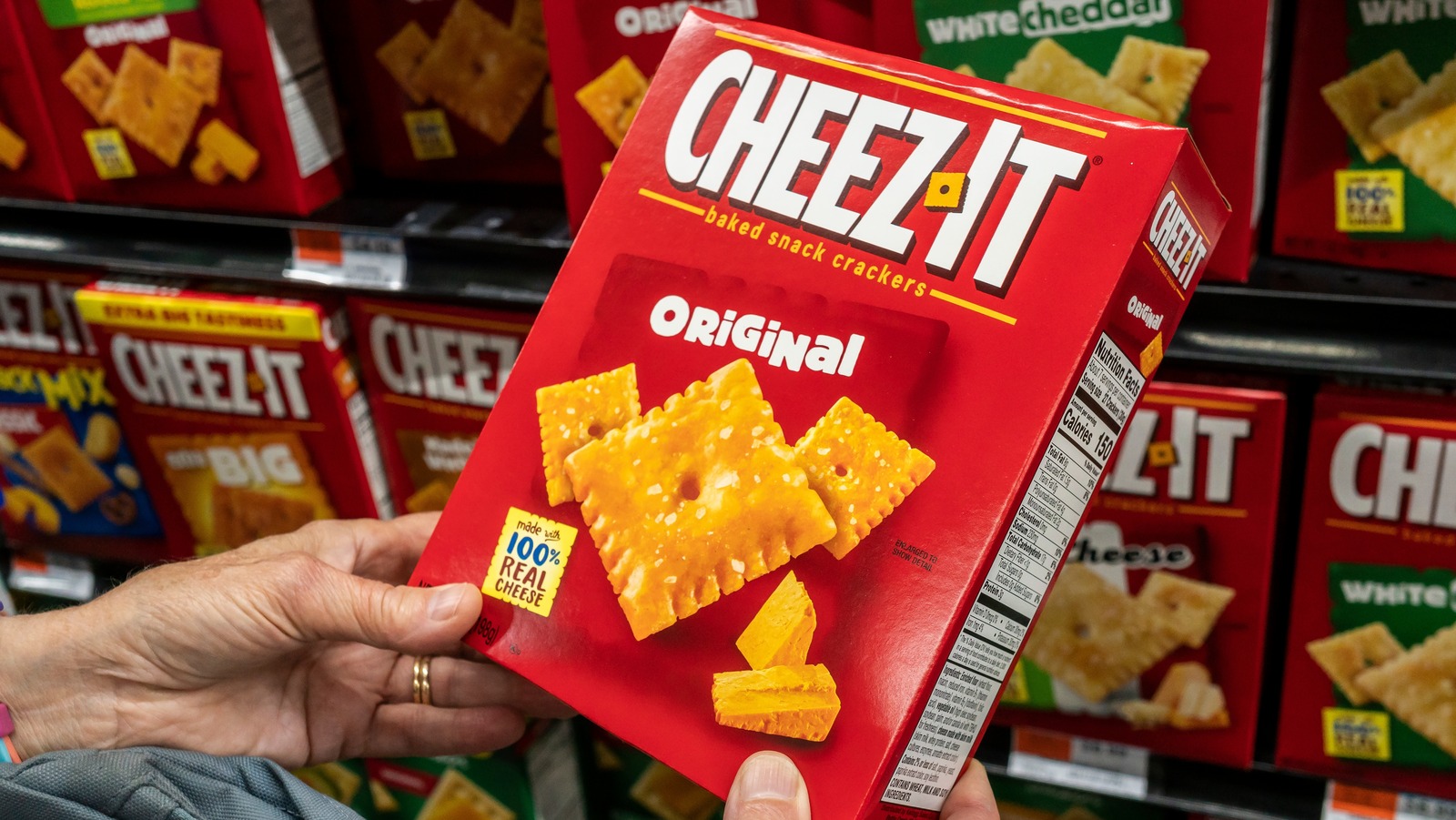 Give Cheez-Its A Massive Flavor Upgrade With This Powdered Addition Give Cheez-Its A Massive Flavor Upgrade With This Powdered Addition