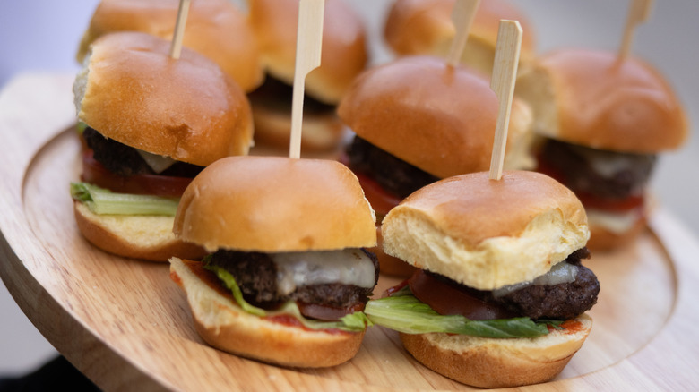 Sliders on platter