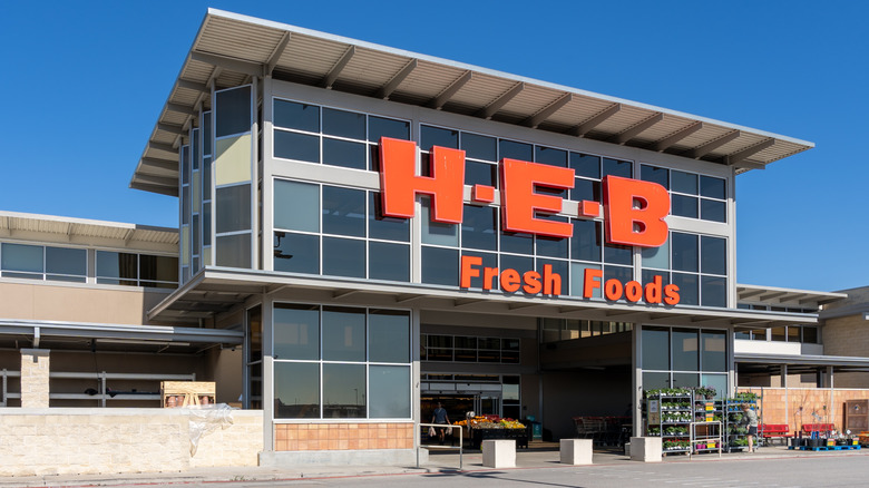 H-E-B groceries storefront on sunny day