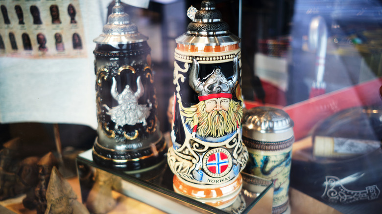 Norwegian-themed beer mugs