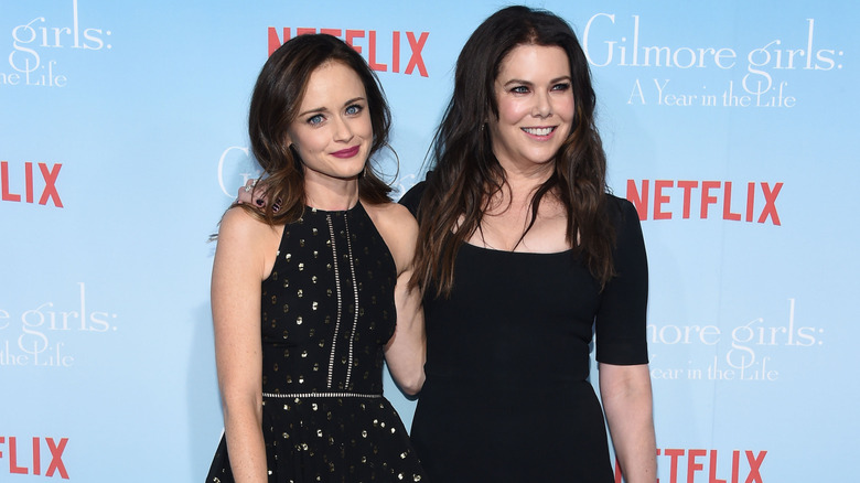 Alexis Bledel and Lauren Graham on the red carpet
