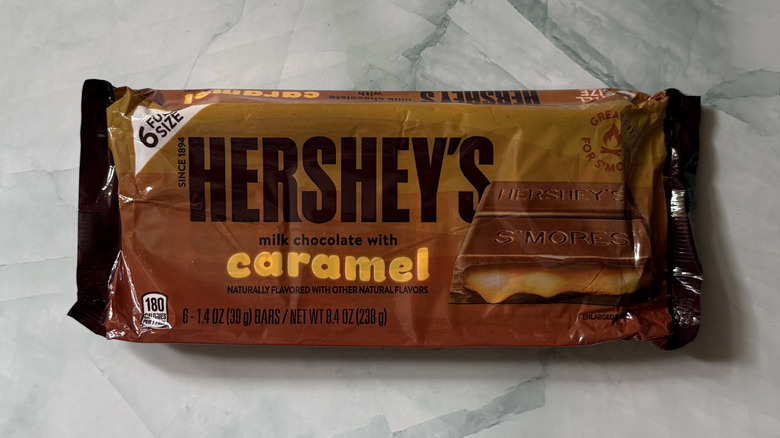 Hershey's Milk Chocolate with Caramel bar