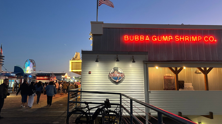 Bubba Gump Shrimp Co. restaurant on Santa Monica Pier, LA