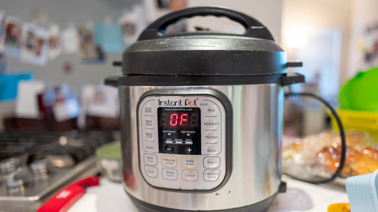 An Instant Pot on a kitchen counter