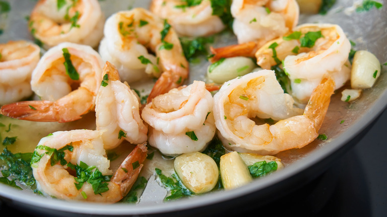 Sauteed shrimp with parsley and garlic
