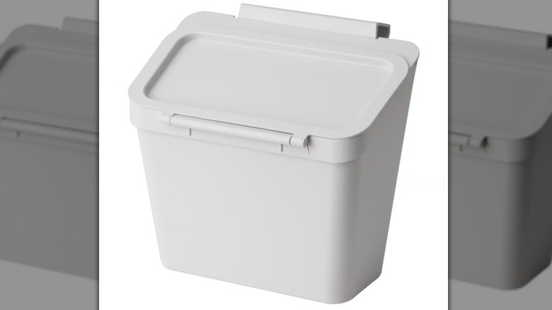 White Skolast trash bin
