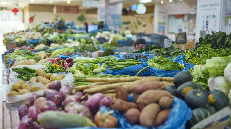 New York City produce market