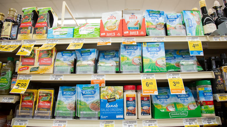 Hidden Valley Ranch packets on grocery store shelf.