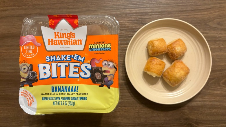 King's Hawaiian x Minions Shake 'Em Banana Bites package and banana bites on brown plate