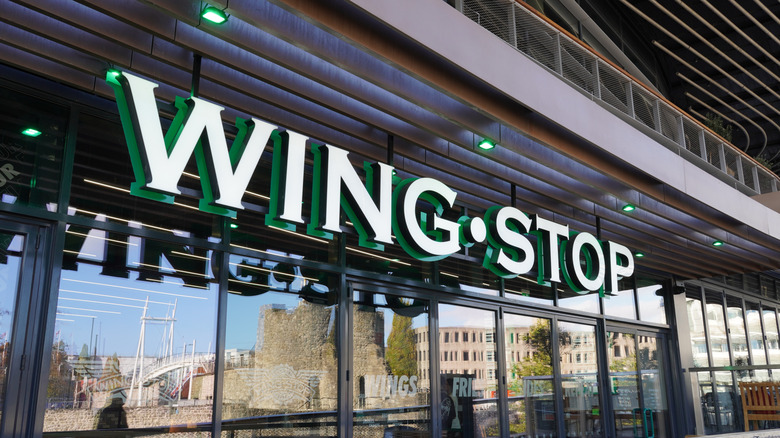 Wingstop sign