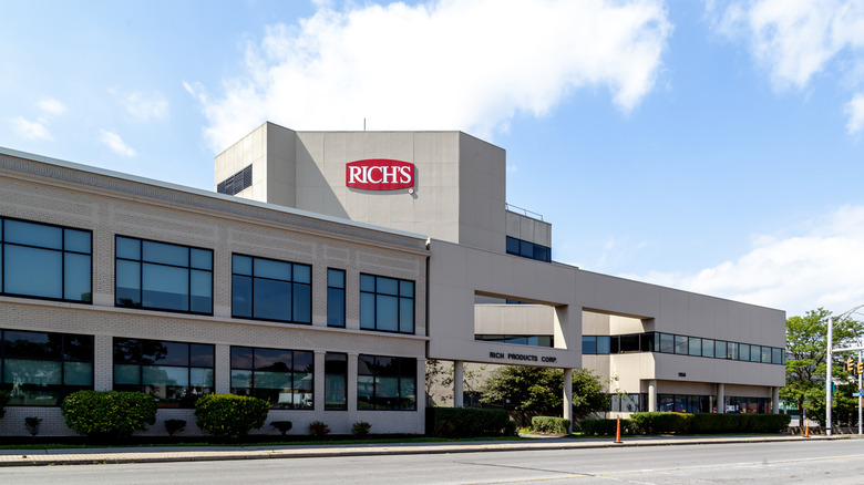 Rich's headquarters in Buffalo in daytime