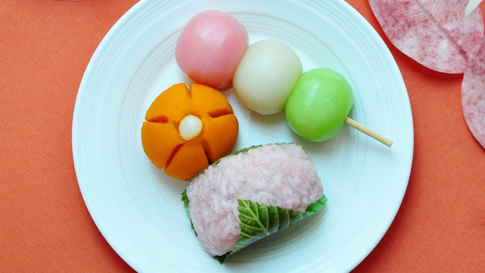 What's The Difference Between Mochi And Dango?