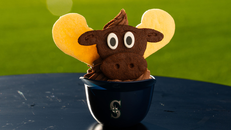 Chocolate Mousse Moose