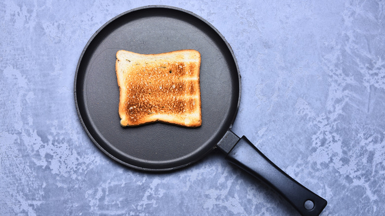 toasted white sandwich bread sitting in a skillet