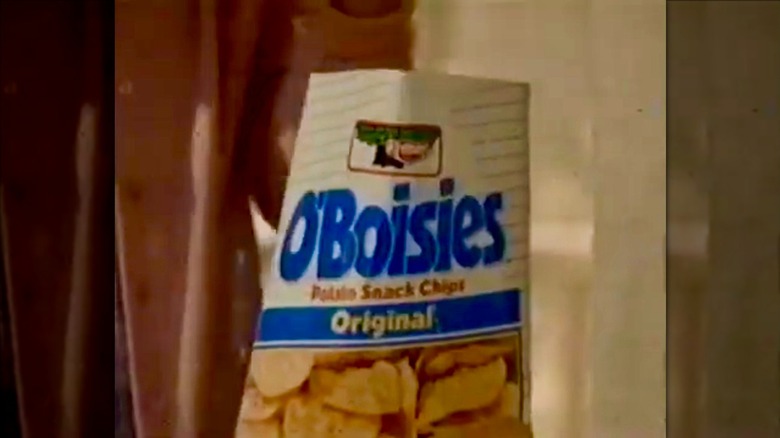a bag of Keebler's O'Boisies original potato chips in commercial from late 1980s