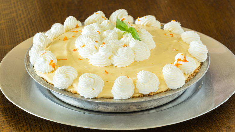 Icebox pie on plate