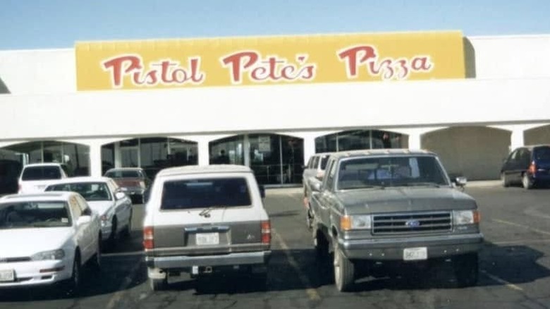 Pistol Pete's Pizza and car park