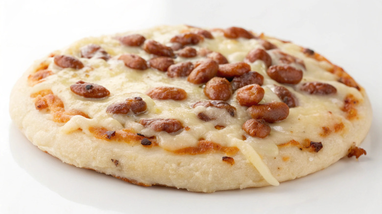 Baked beans in a white bowl