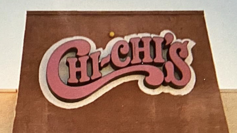 Chi-Chi's exterior sign from the 1980s