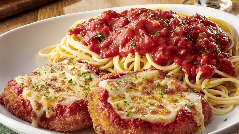 The chicken Parmigiana from Olive Garden