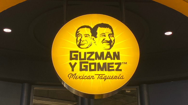 Guzman y Gomez entry sign