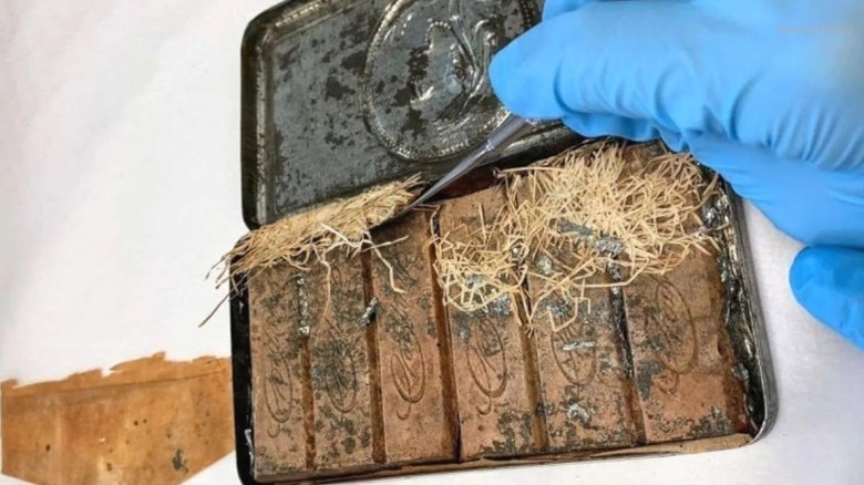 An old box of chocolates dating back from the Boer War, opened and analyzed.