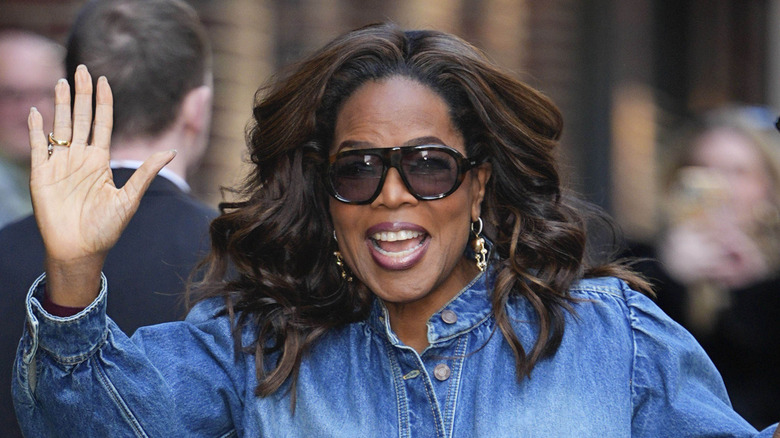 Oprah Winfrey headshot